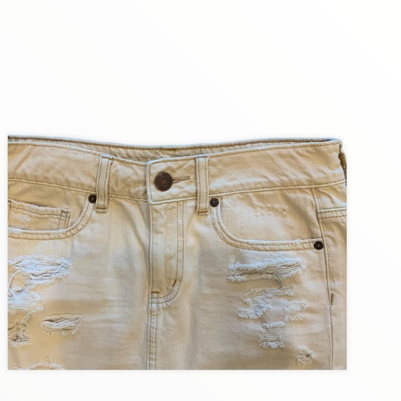 American Eagle Distressed Ripped Jean Skirt Sz 2 - Picture 3 of 9